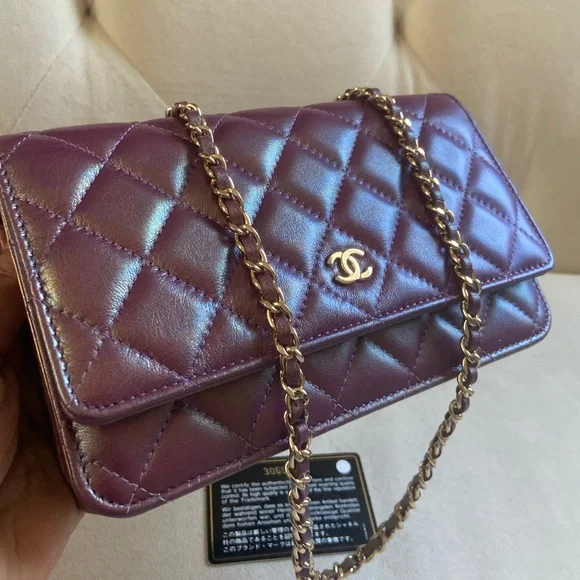NEW🔥Chanel Iridescent WOC crossbody - Picture 4 of 13